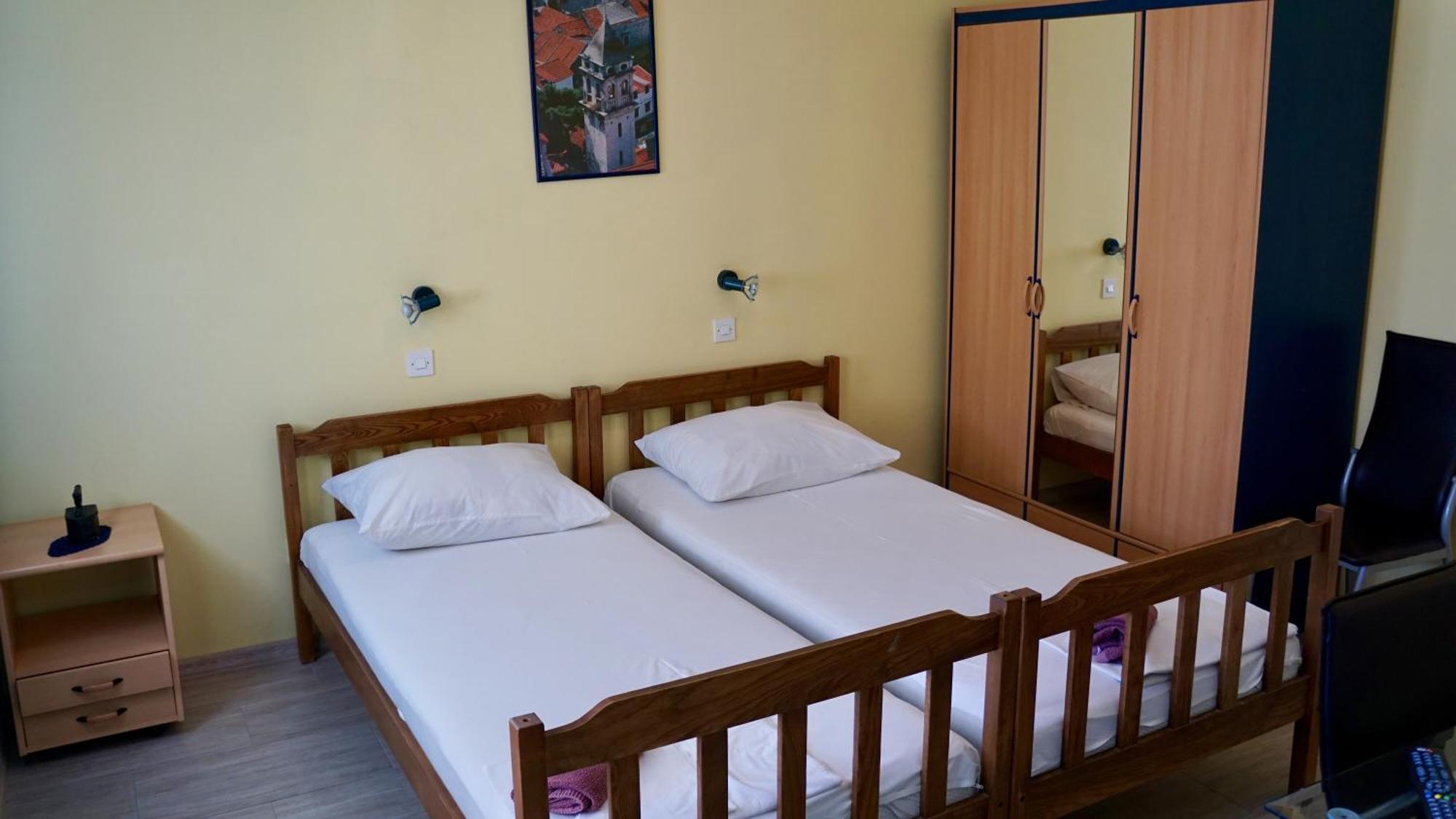 Apartments Niksa Kastelan Omiš Dış mekan fotoğraf